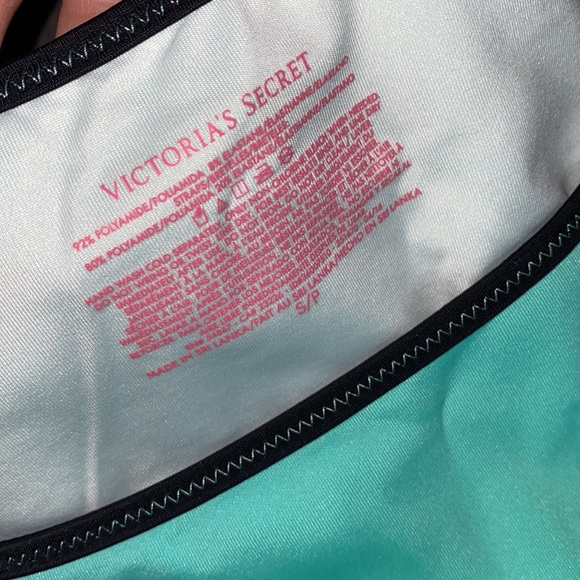 Victoria's Secret Bikini Swim Set - Picture 10 of 12